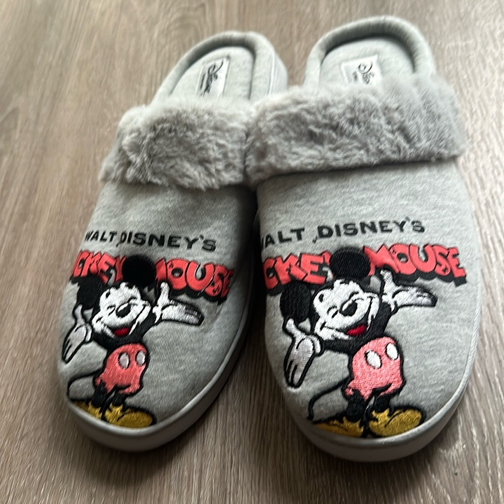 Disney Mickey Mouse embroidered gray bedtime hard bottom slippers nwot
